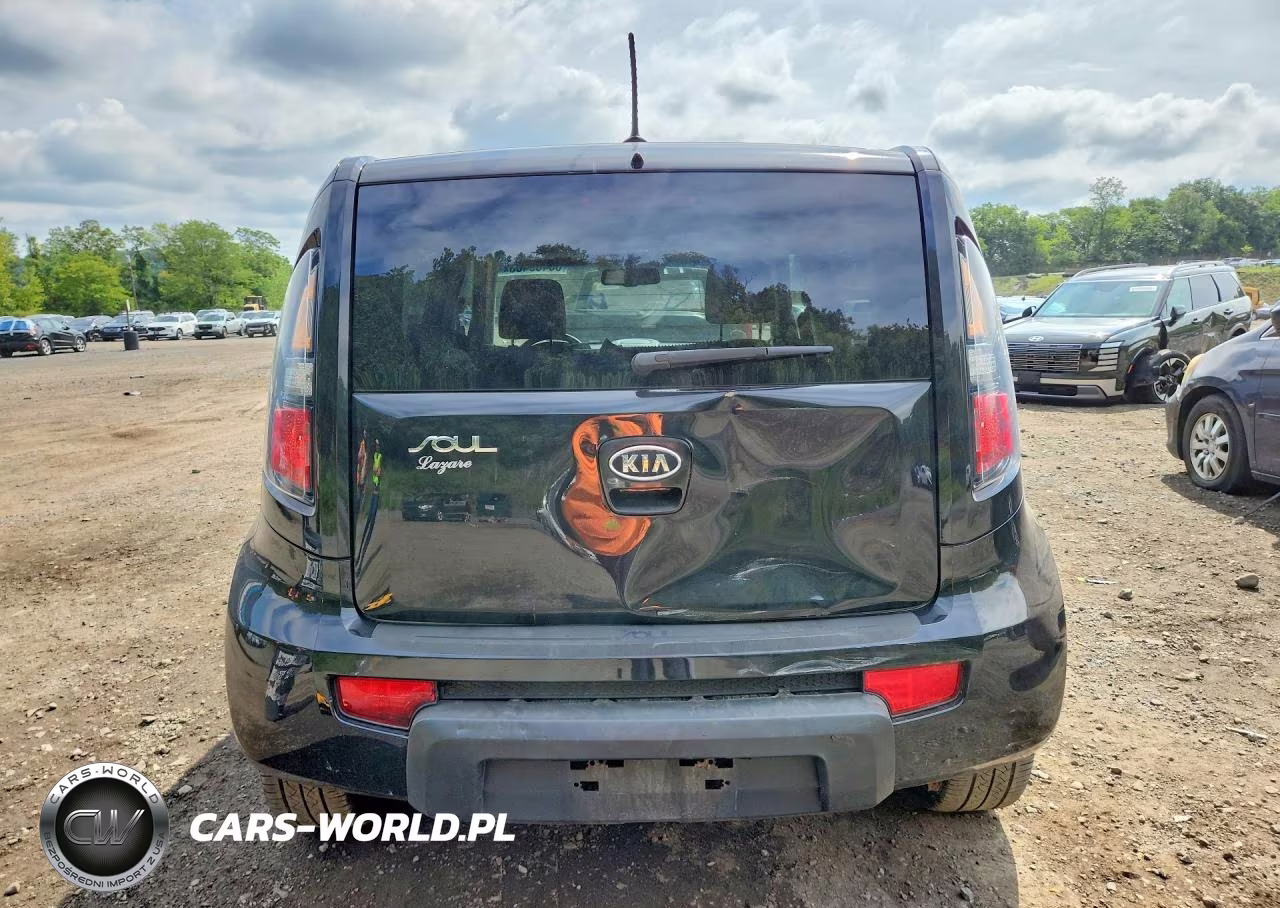 2011 Kia Soul + VIN:KNDJT2A25B7209428 - 6