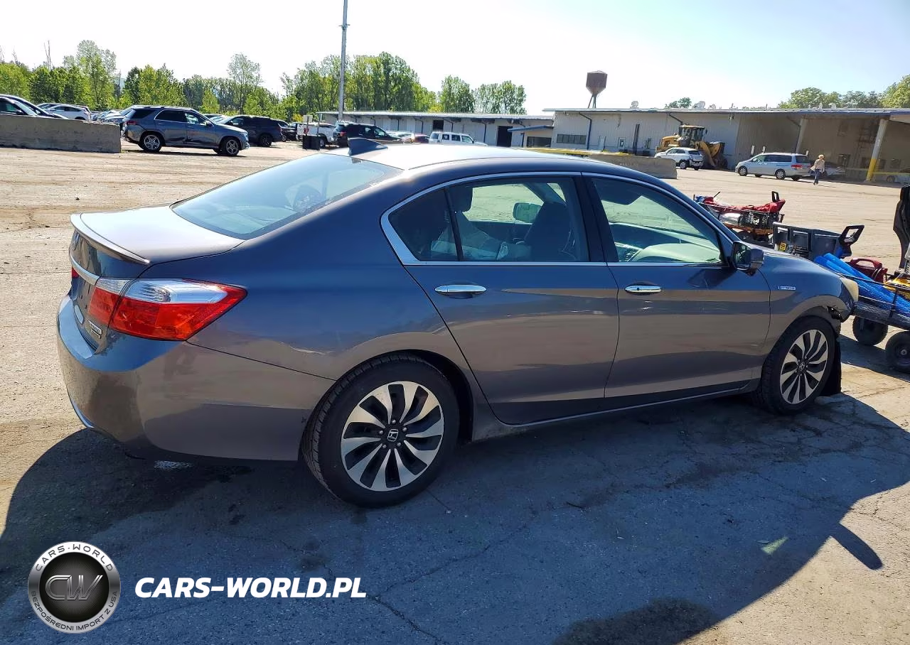 2015 Honda Accord Touring Hybrid VIN:1HGCR6F7XFA014499 - 3