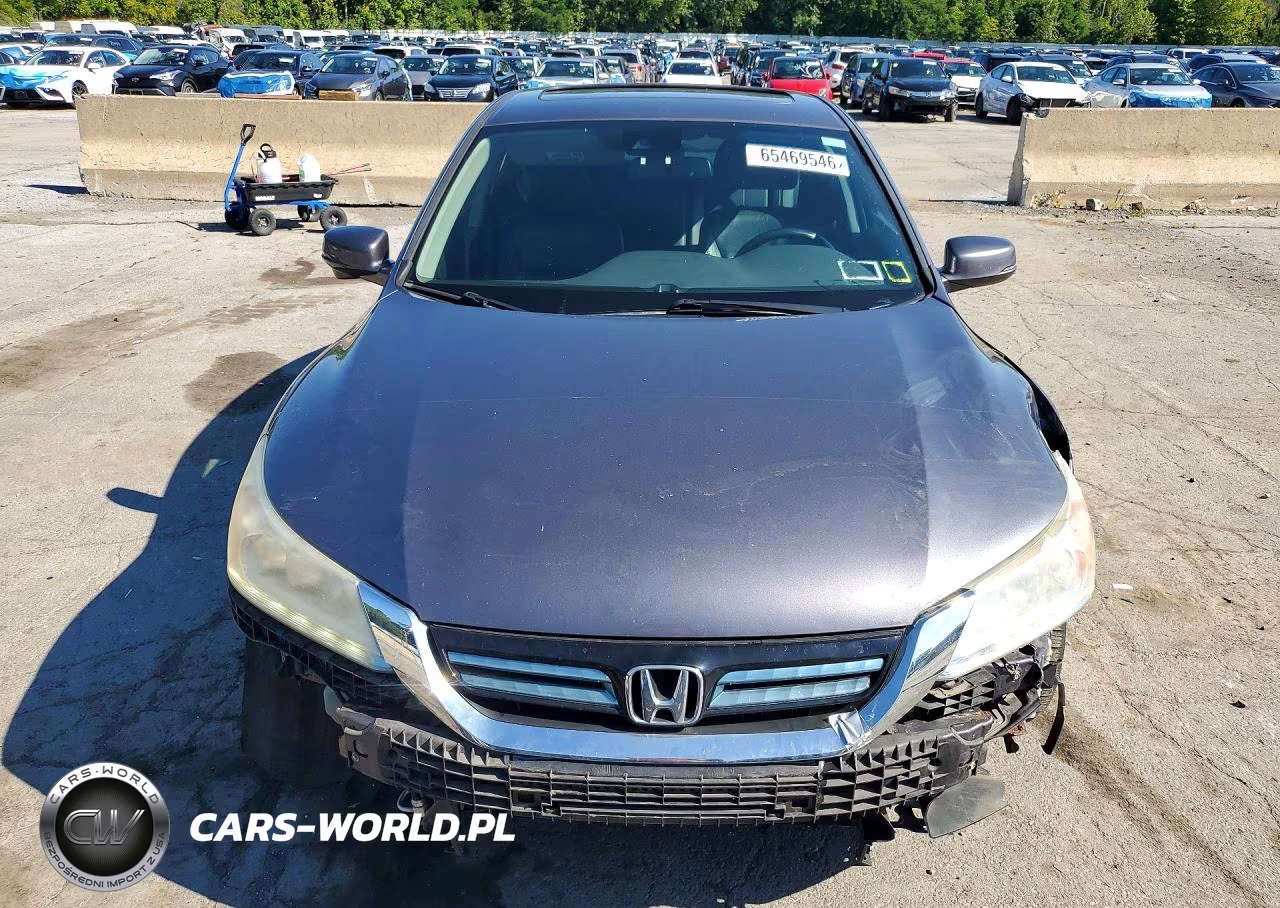 2015 Honda Accord Touring Hybrid VIN:1HGCR6F7XFA014499 - 5