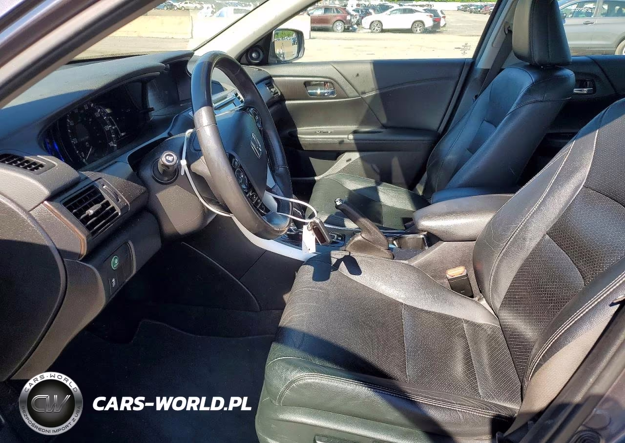 2015 Honda Accord Touring Hybrid VIN:1HGCR6F7XFA014499 - 7