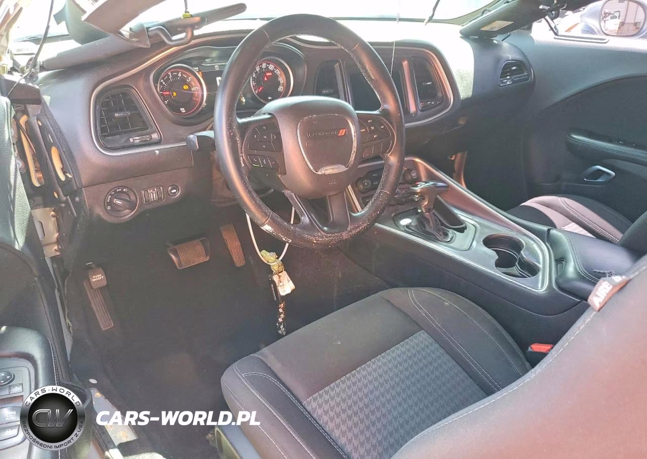 2019 Dodge Challenger Sxt VIN:2C3CDZAG9KH751005 - 8