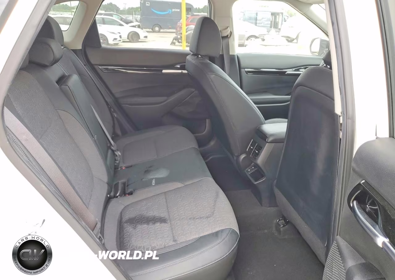 2024 Kia Seltos S VIN:KNDEUCAA5R7509718 - 11