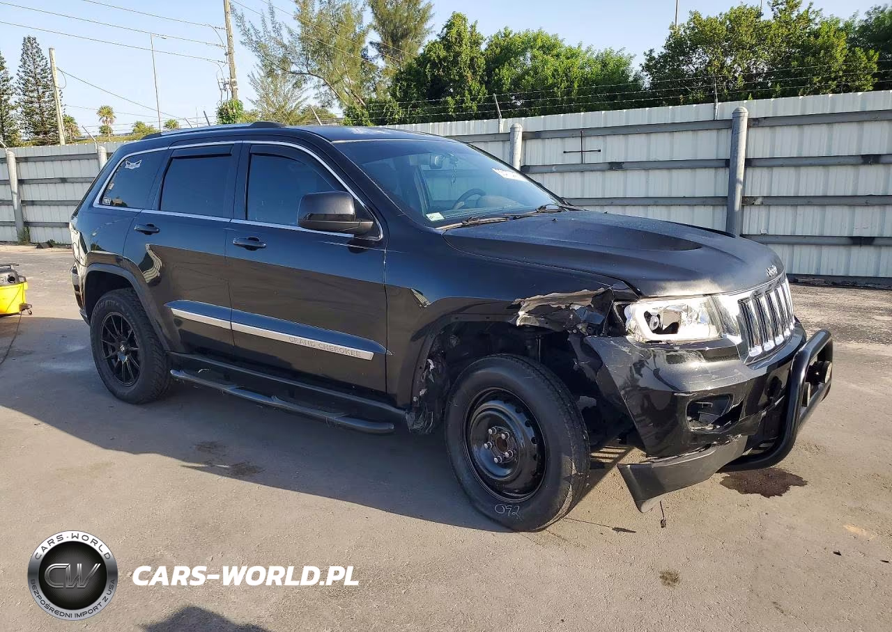2012 Jeep Grand Cherokee Laredo VIN:1C4RJEAG5CC277503 - 4