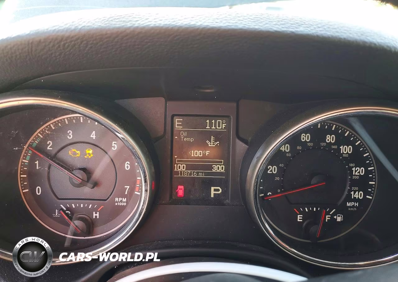 2012 Jeep Grand Cherokee Laredo VIN:1C4RJEAG5CC277503 - 9
