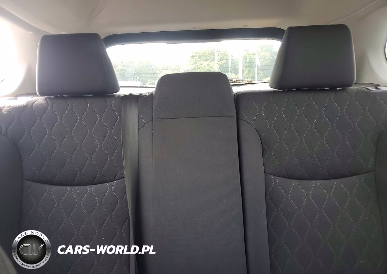 2022 Toyota Corolla Cross Le VIN:7MUBAABG4NV001393 - 10
