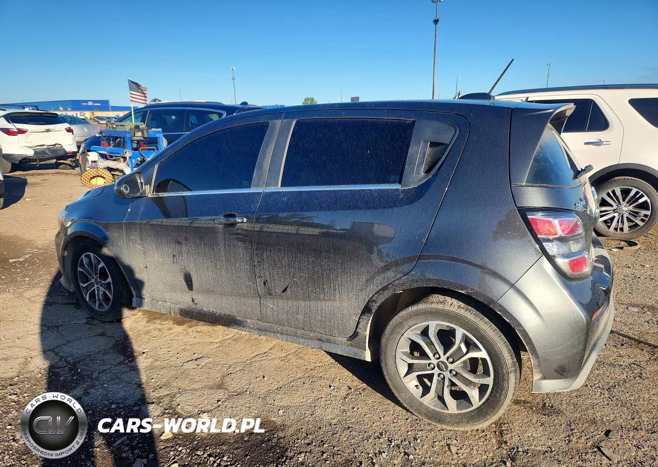2019 Chevrolet Sonic Lt VIN:1G1JD6SB0K4149216 - 2