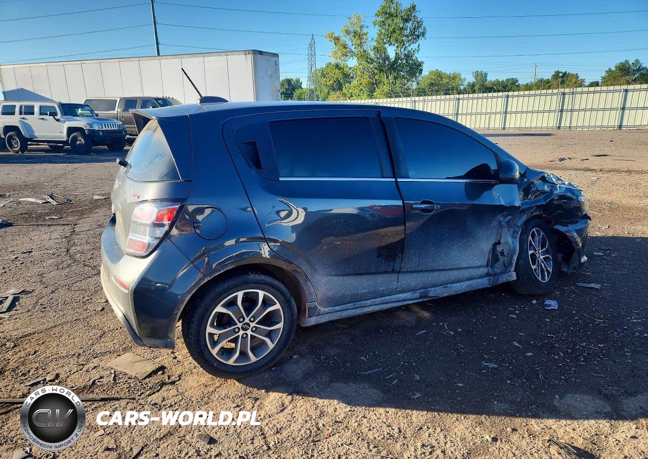 2019 Chevrolet Sonic Lt VIN:1G1JD6SB0K4149216 - 3