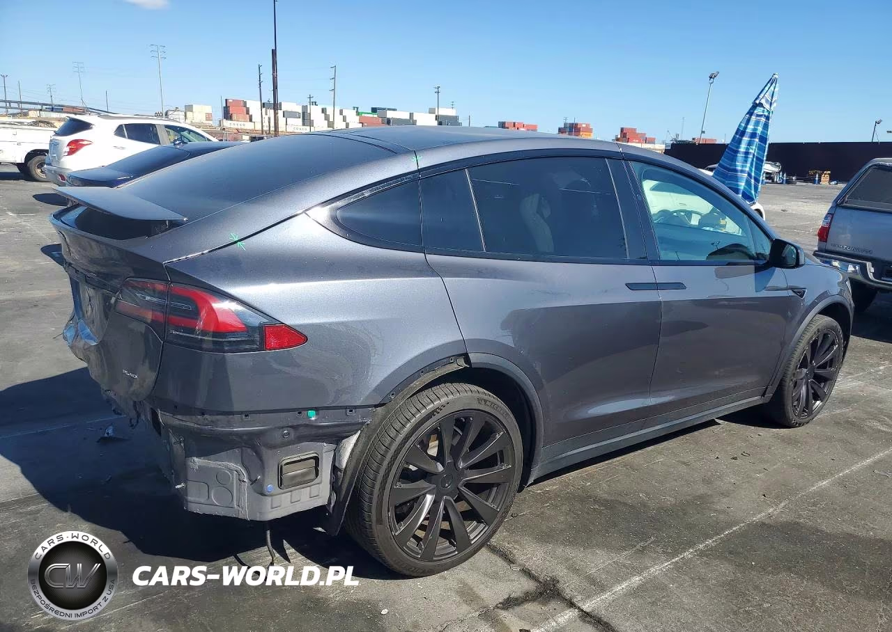 2022 Tesla Model X VIN:7SAXCBE68NF329510 - 3