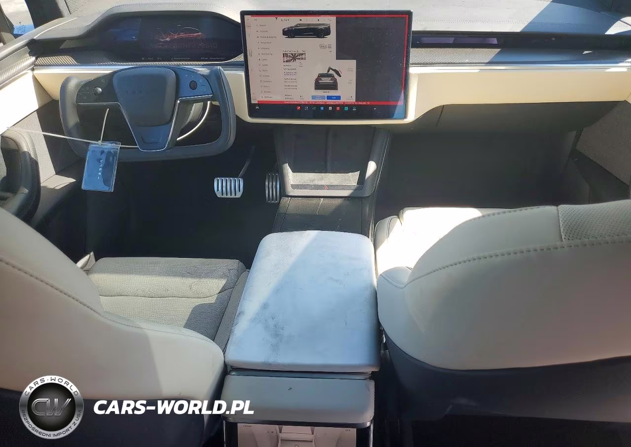 2022 Tesla Model X VIN:7SAXCBE68NF329510 - 8
