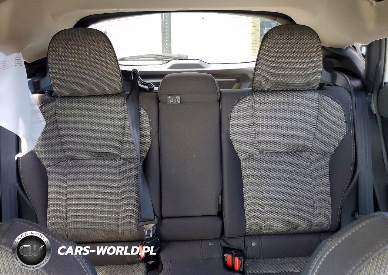 2024 Subaru Crosstrek Premium VIN:JF2GUADC2RH383467 - 10