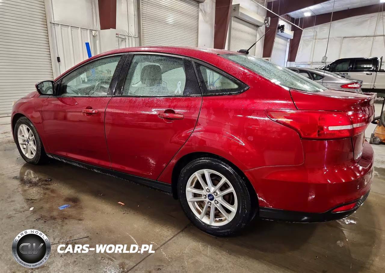 2015 Ford Focus Se VIN:1FADP3F22FL255995 - 2