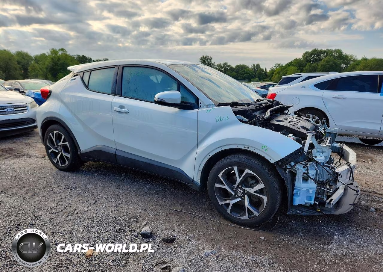 2018 Toyota C-Hr Xle Premium VIN:NMTKHMBX2JR015681 - 4