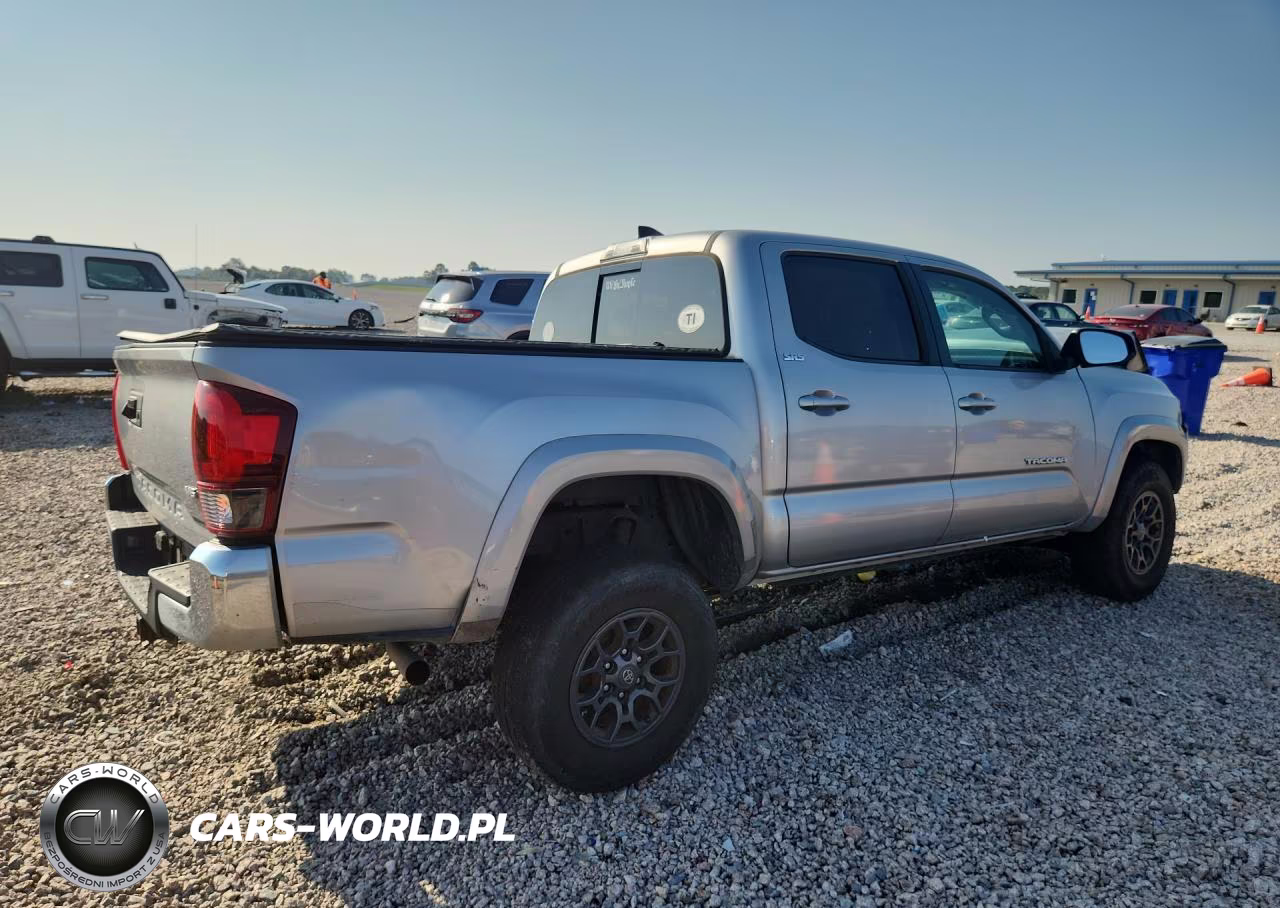 2018 Toyota Tacoma Sr5 V6 VIN:3TMAZ5CN9JM063580 - 3