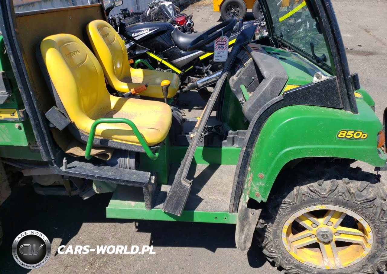 2007 John Deere Xuv86 - Atv And Utility Vehicles VIN:M0XUVDX013442 - 10