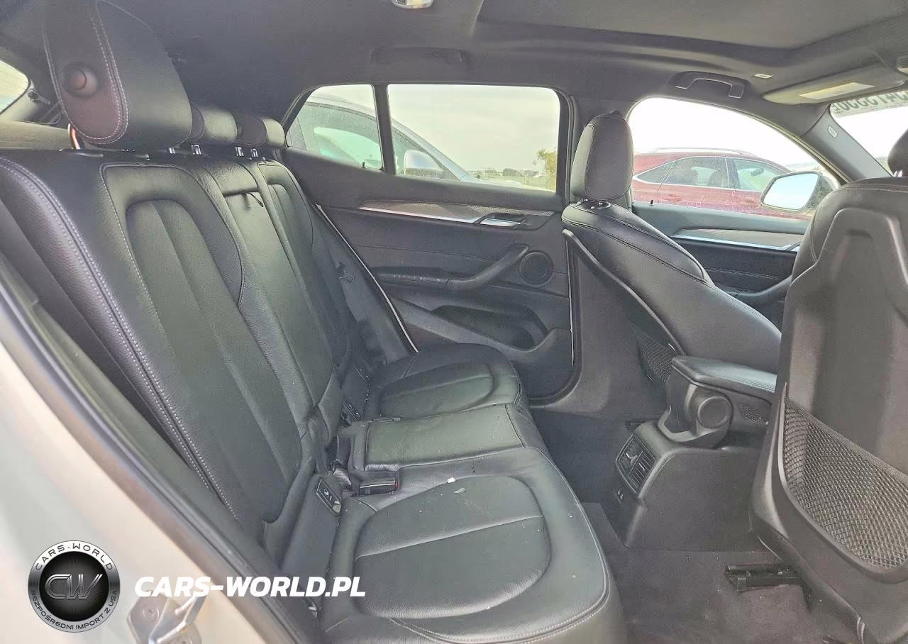 2018 BMW X2 Sdrive28I VIN:WBXYJ3C33JEJ84851 - 11