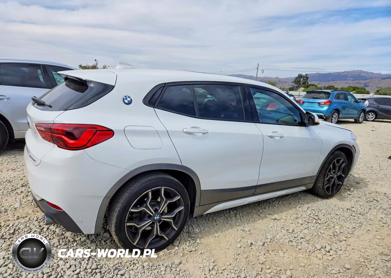 2018 BMW X2 Sdrive28I VIN:WBXYJ3C33JEJ84851 - 3