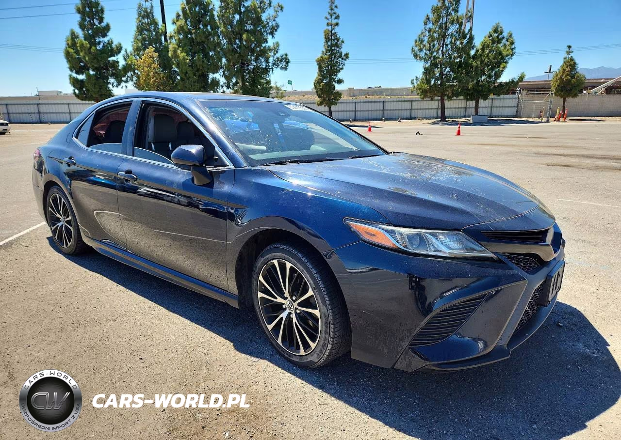 2018 Toyota Camry Se VIN:JTNB11HK7J3020002 - 4