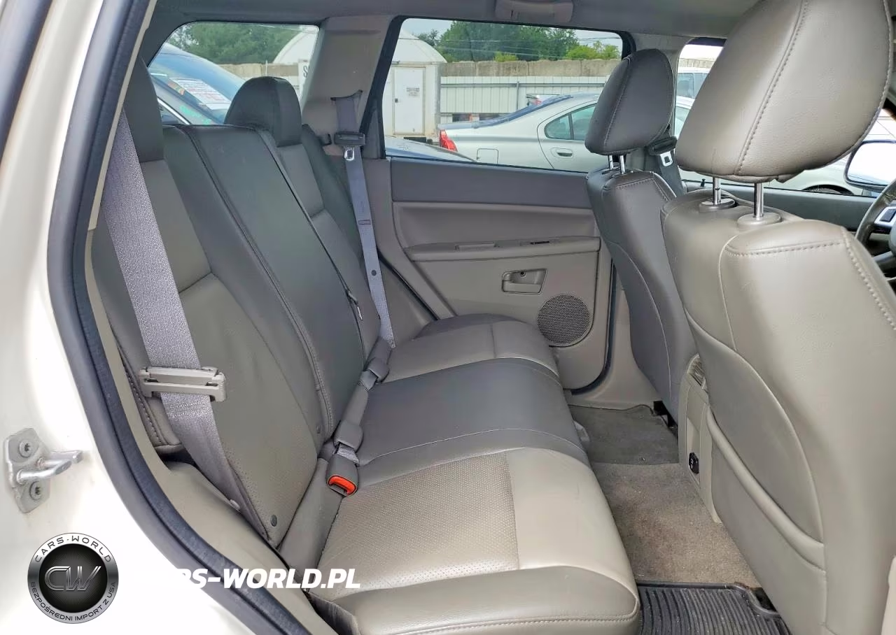 2008 Jeep Grand Cherokee Laredo VIN:1J8GR48K78C104358 - 11