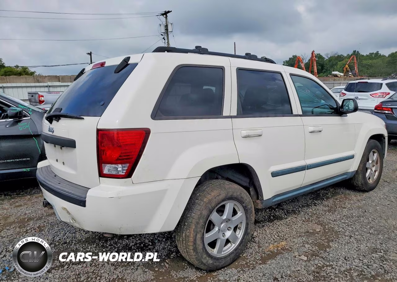 2008 Jeep Grand Cherokee Laredo VIN:1J8GR48K78C104358 - 3