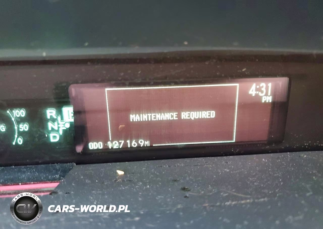 2015 Toyota Prius Two VIN:JTDKN3DU8F0468740 - 9