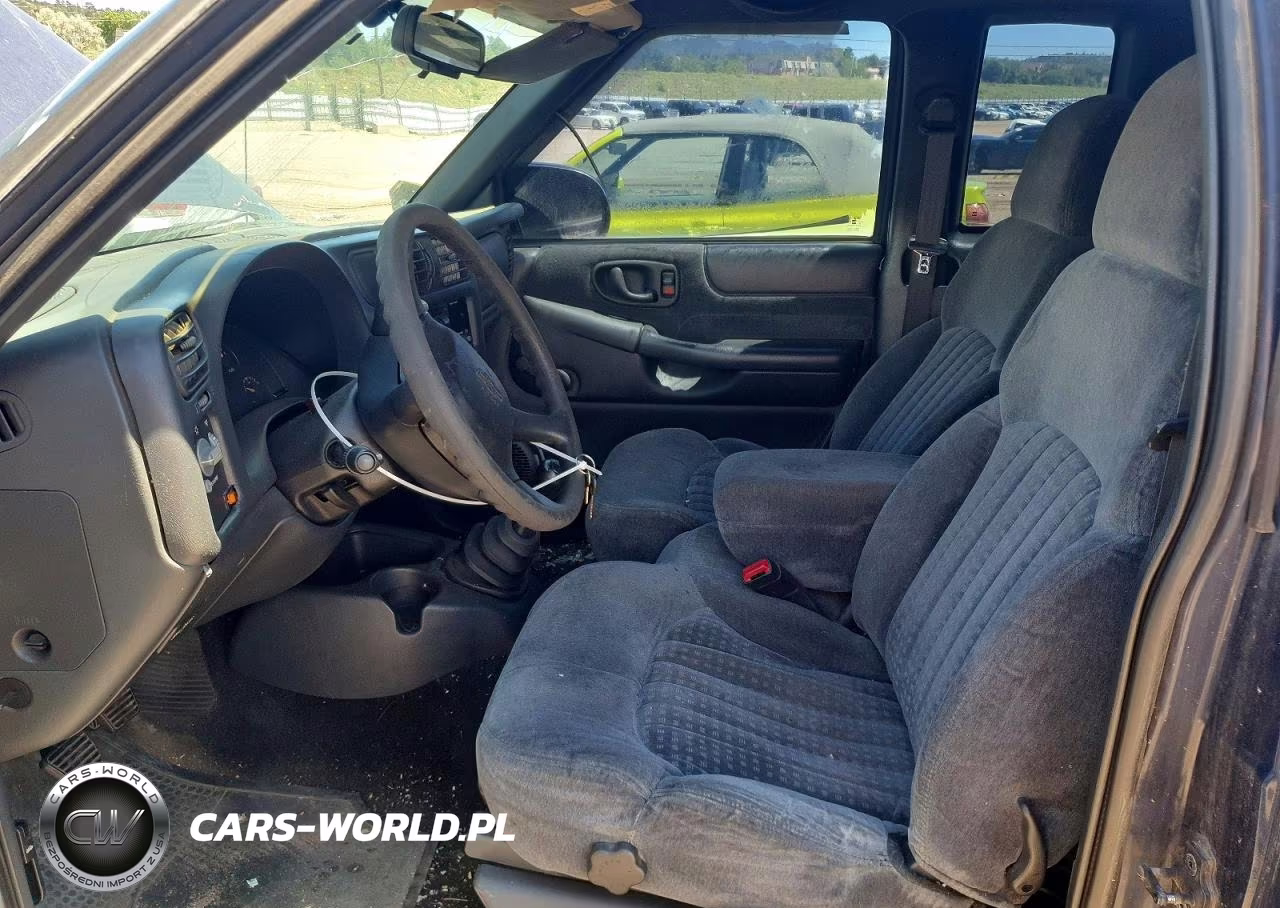 2000 Chevrolet S Truck S10 VIN:1GCCS195XYK238921 - 7