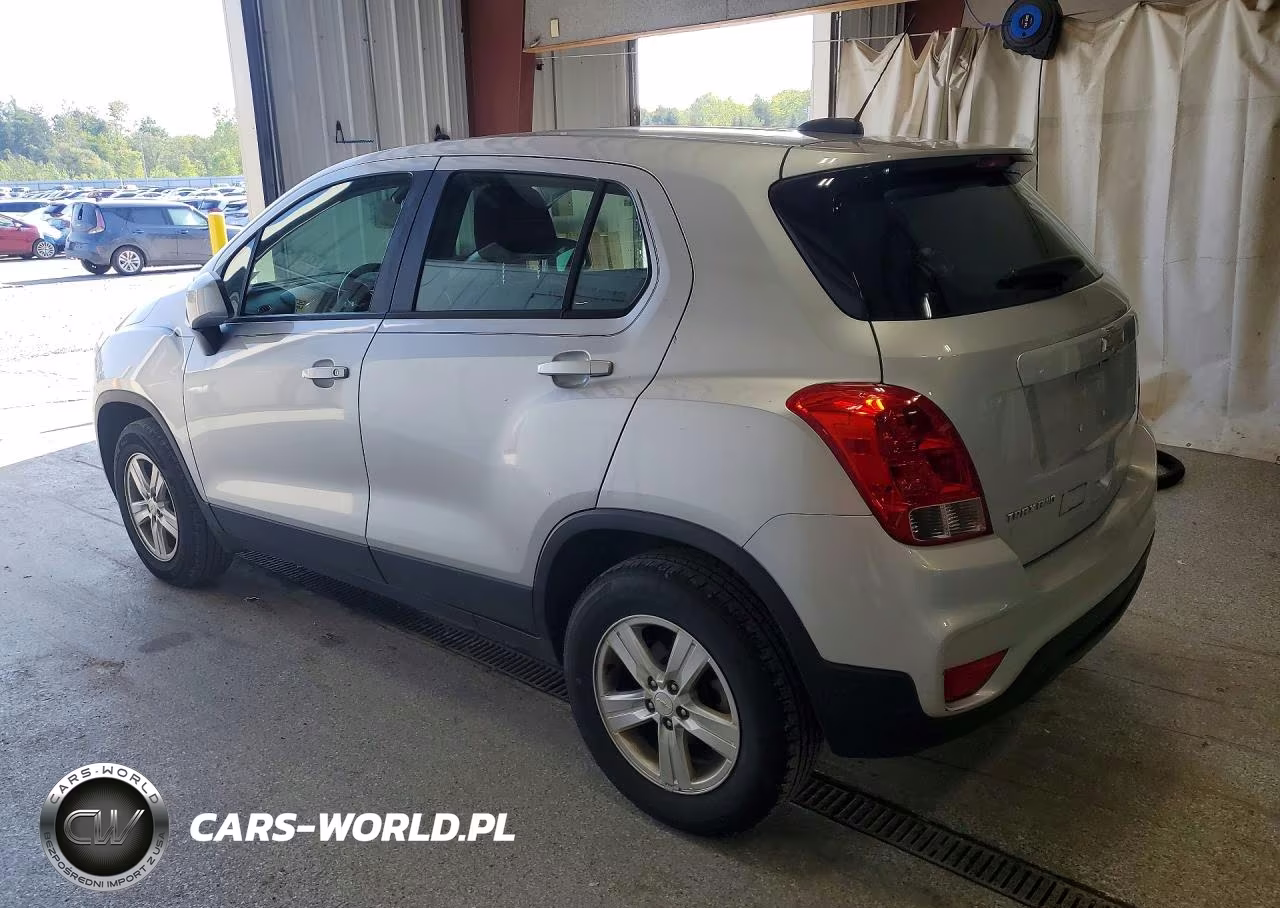 2018 Chevrolet Trax Ls VIN:KL7CJNSB0JB718690 - 2