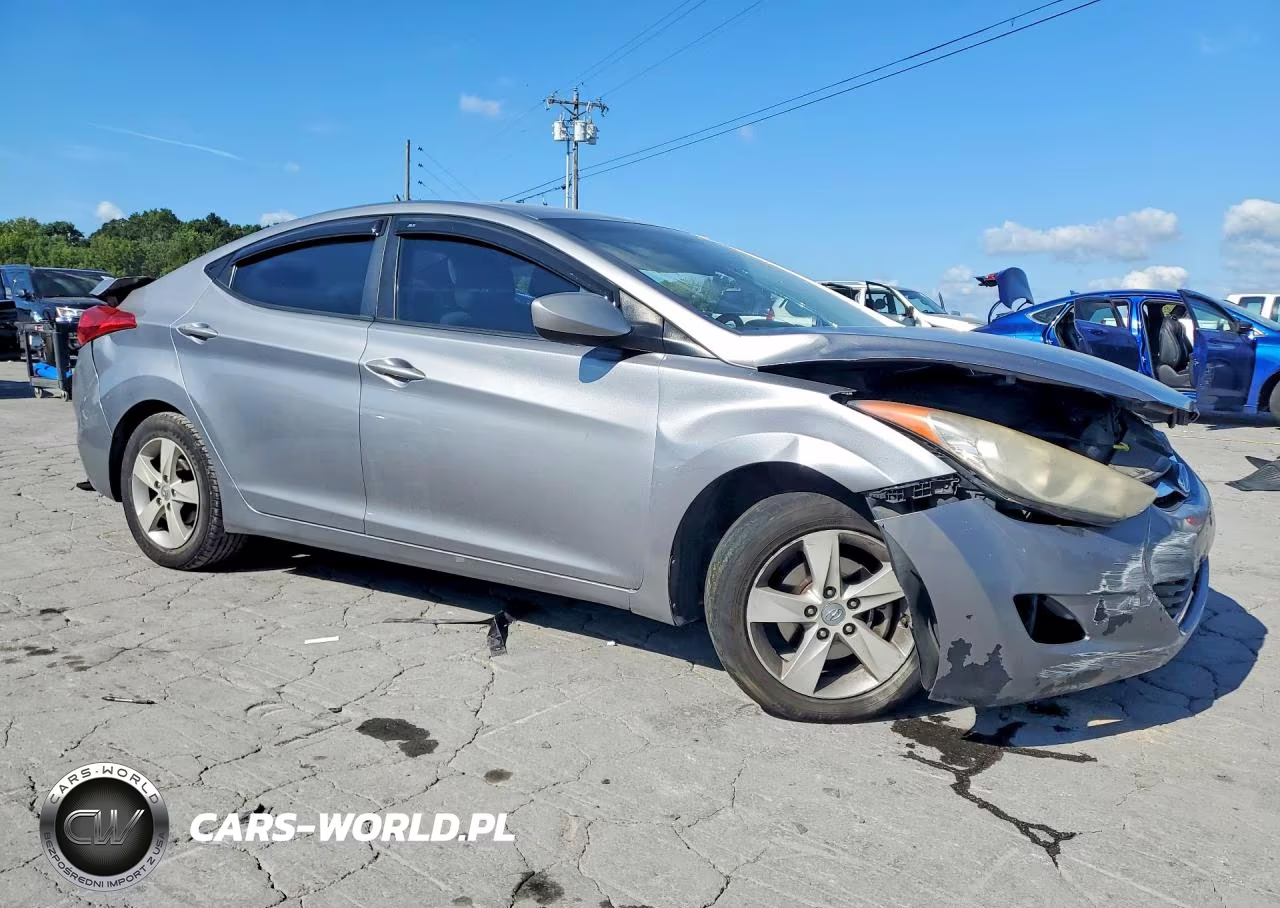 2013 Hyundai Elantra Gls VIN:KMHDH4AE2DU511988 - 4