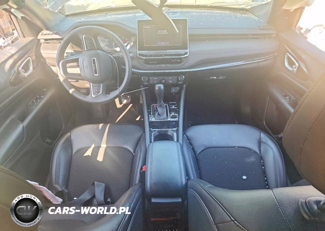 2026 Jeep Compass Latitude VIN:3C4NJDBNXTT179609 - 8