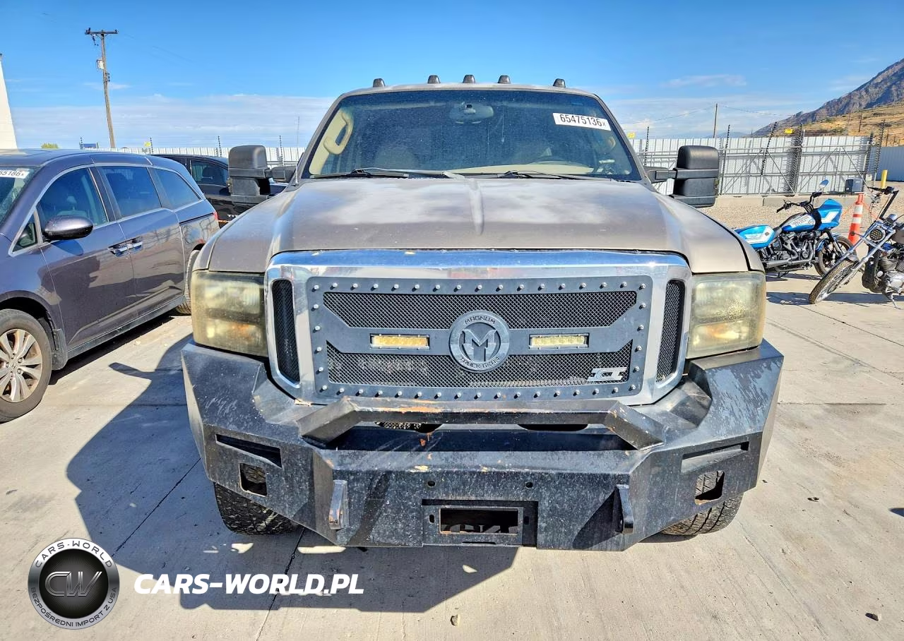 2005 Ford F350 Super Duty VIN:1FTWW33P95EB10865 - 5