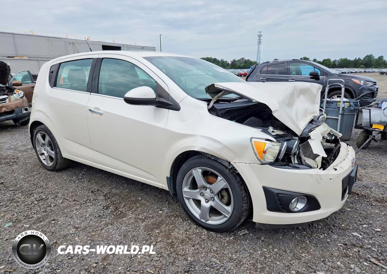 2014 Chevrolet Sonic Ltz VIN:1G1JE6SB9E4193863 - 4