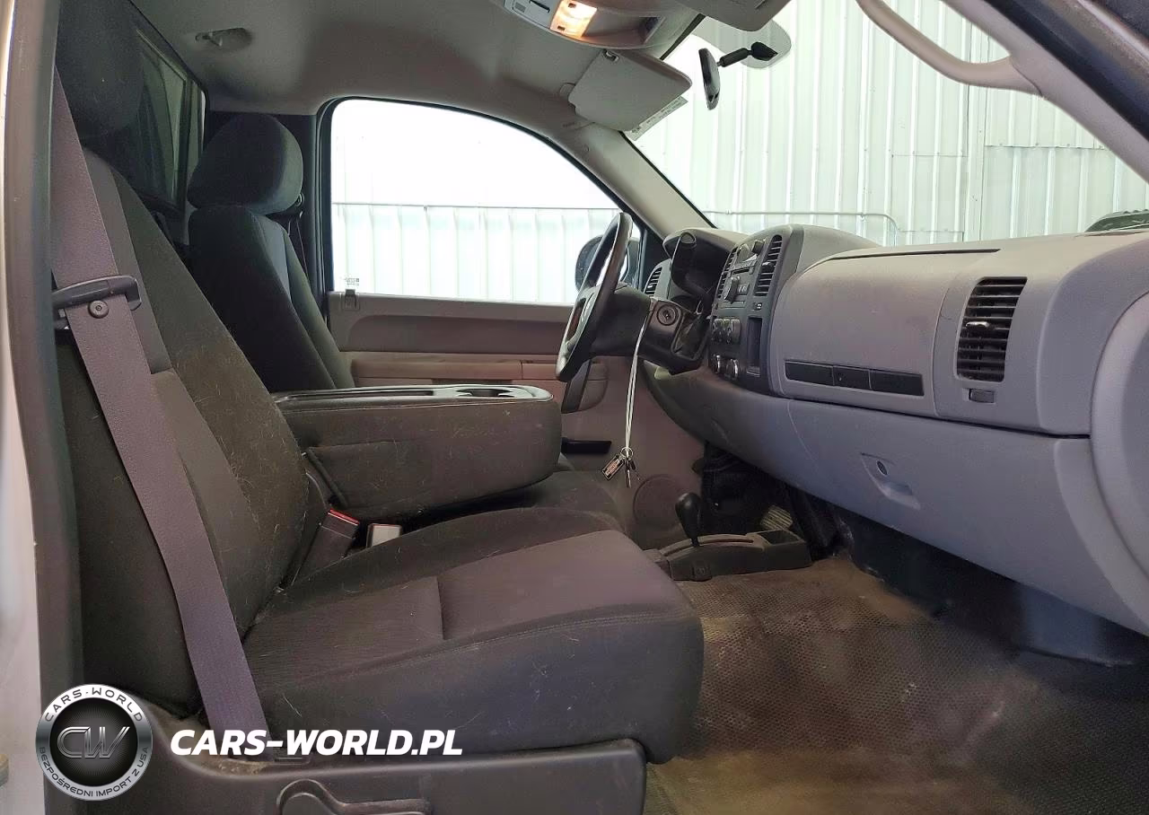 2012 Chevrolet Silverado K1500 VIN:1GCNKPE00CZ189041 - 10