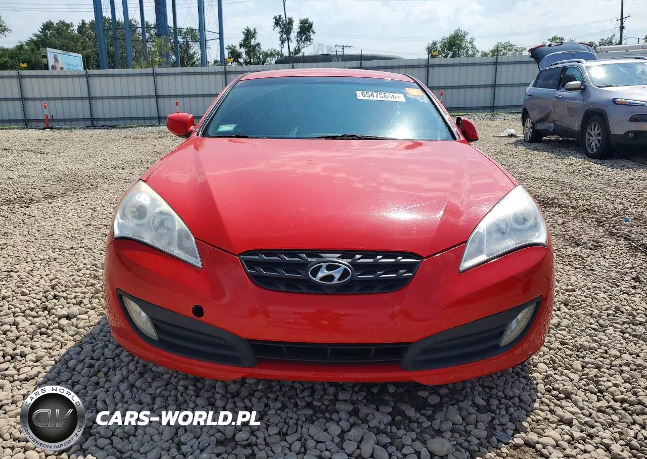 2012 Hyundai Genesis Coupe 3.8 R-Spec VIN:KMHHU6KH2CU074672 - 5