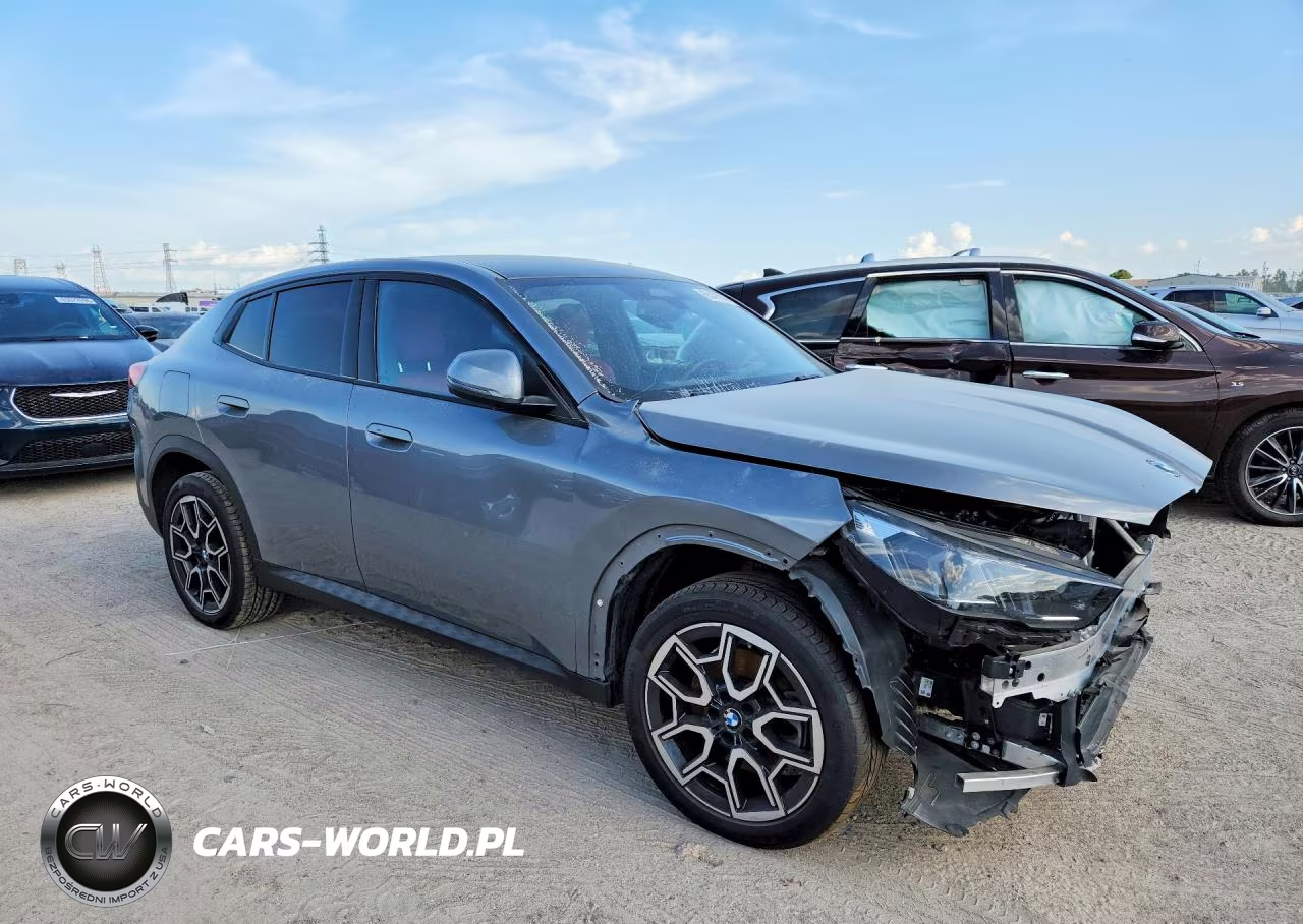 2025 BMW X2 xDrive28I VIN:WBX63GM08S5280537 - 4