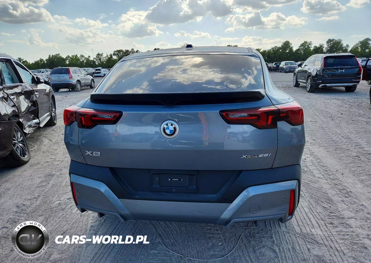 2025 BMW X2 xDrive28I VIN:WBX63GM08S5280537 - 6