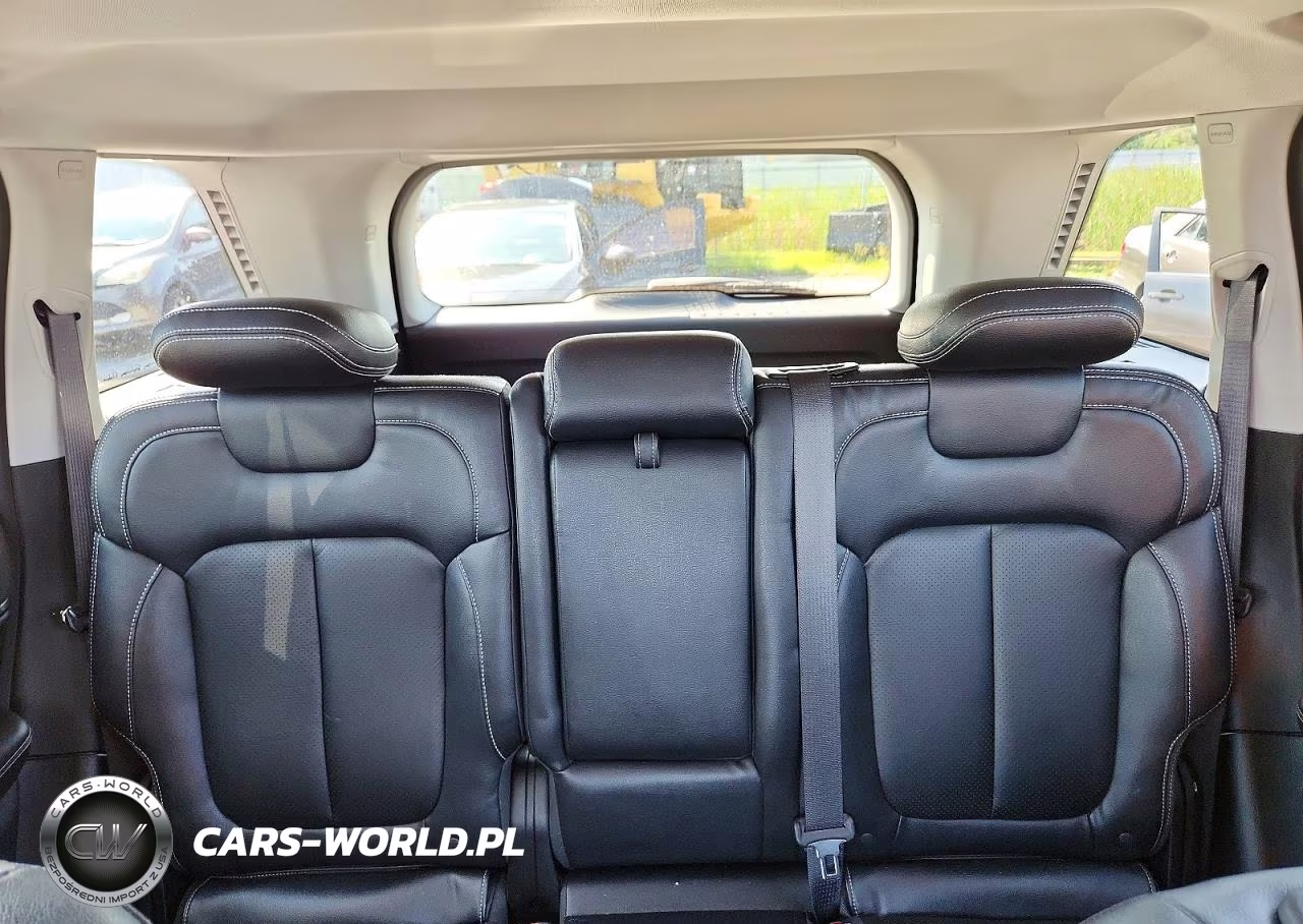 2023 Jeep Grand Cherokee Laredo VIN:1C4RJGAG1PC633298 - 10