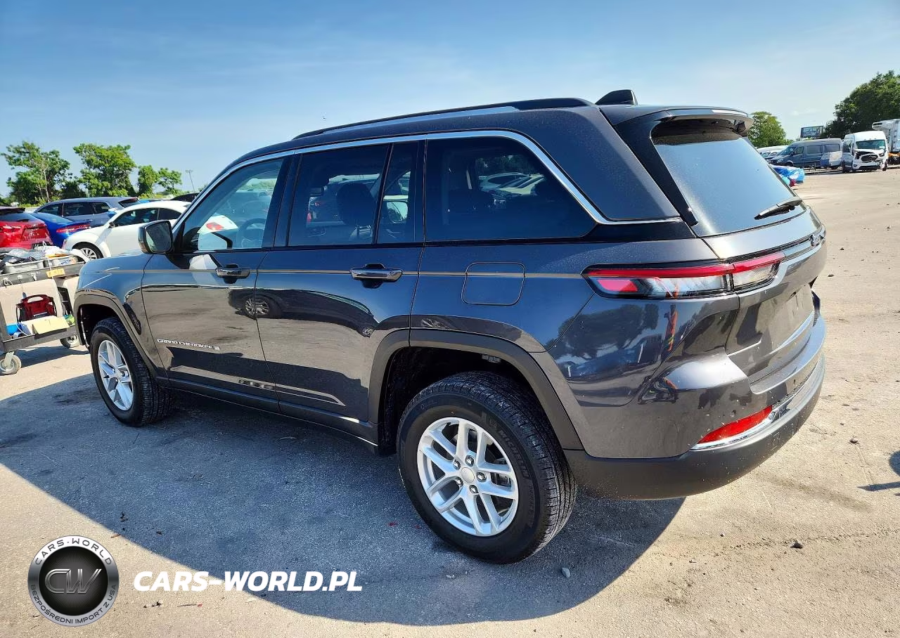 2023 Jeep Grand Cherokee Laredo VIN:1C4RJGAG1PC633298 - 2