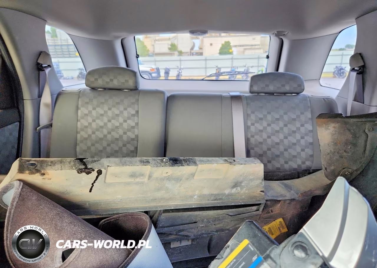 2008 Chevrolet Equinox Ls VIN:2CNDL13F886022664 - 10