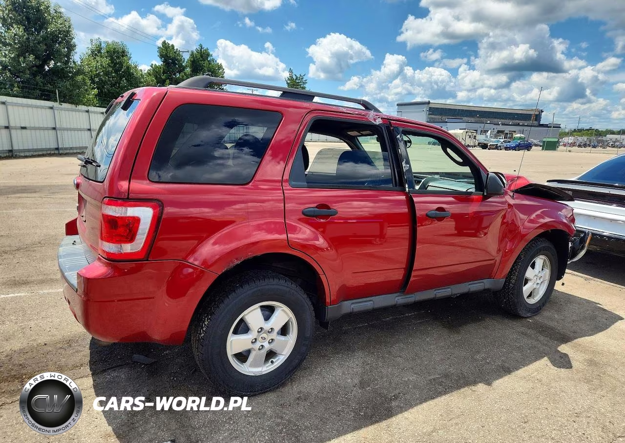 2012 Ford Escape Xlt VIN:1FMCU0D72CKC24545 - 3