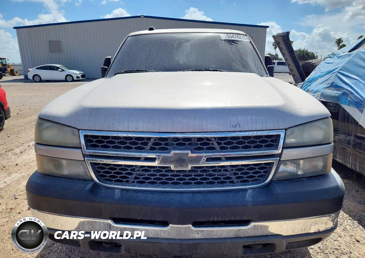 2005 Chevrolet Silverado K2500 Heavy Duty VIN:1GCHK23255F837868 - 5