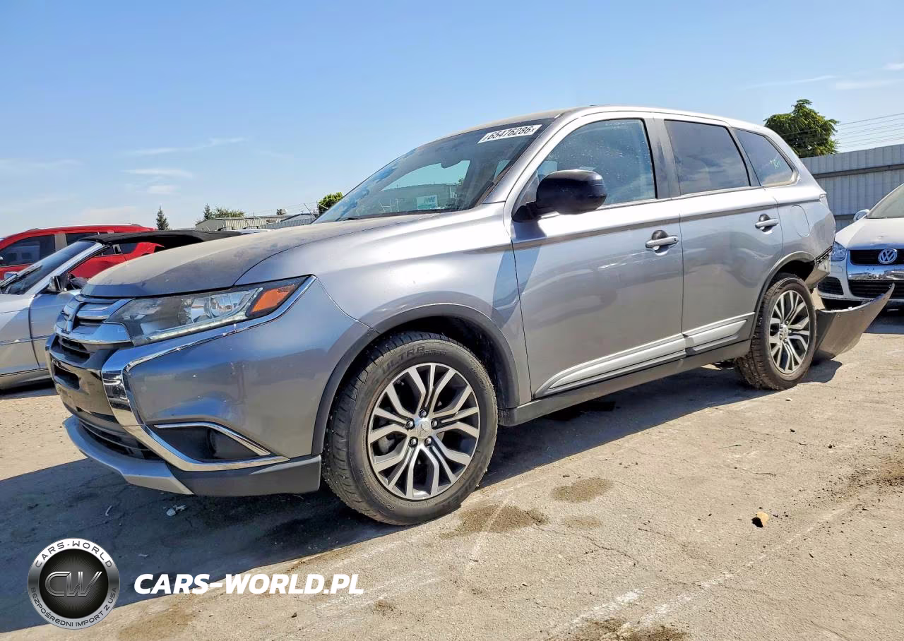 2017 Mitsubishi Outlander Es – zdjęcie 1 z 14