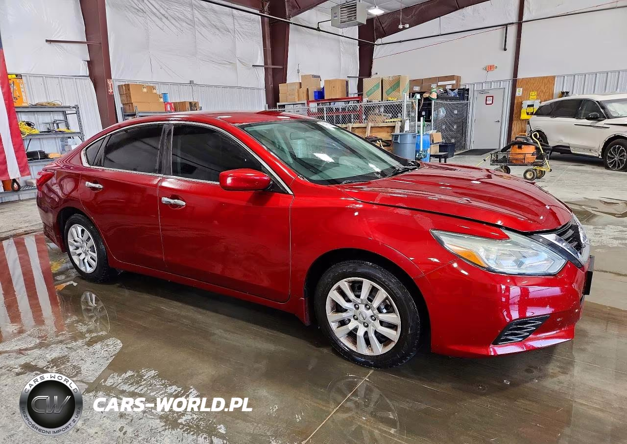 2017 Nissan Altima 2.5 S VIN:1N4AL3AP4HC275718 - 4