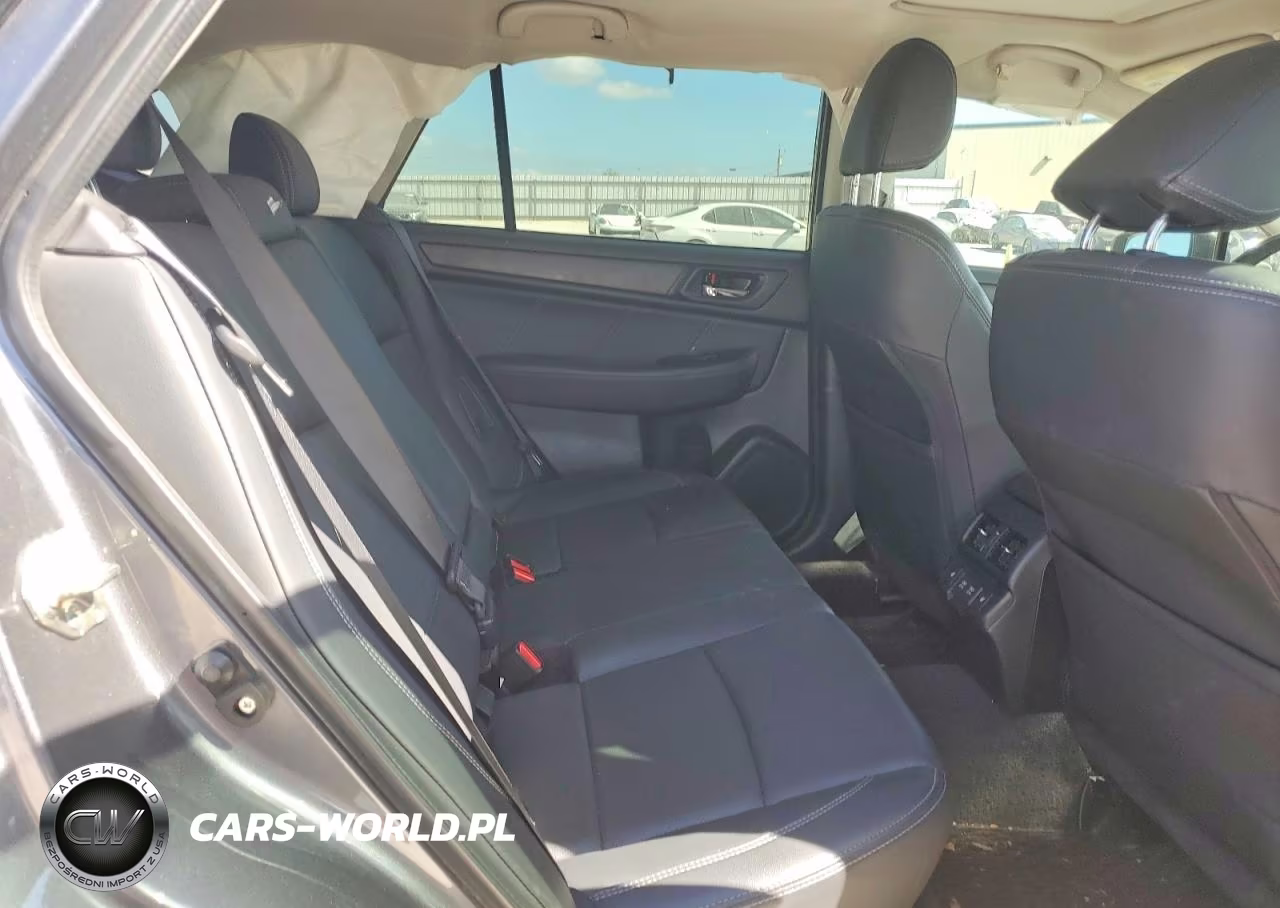 2019 Subaru Outback 3.6R Limited VIN:4S4BSENCXK3297259 - 10