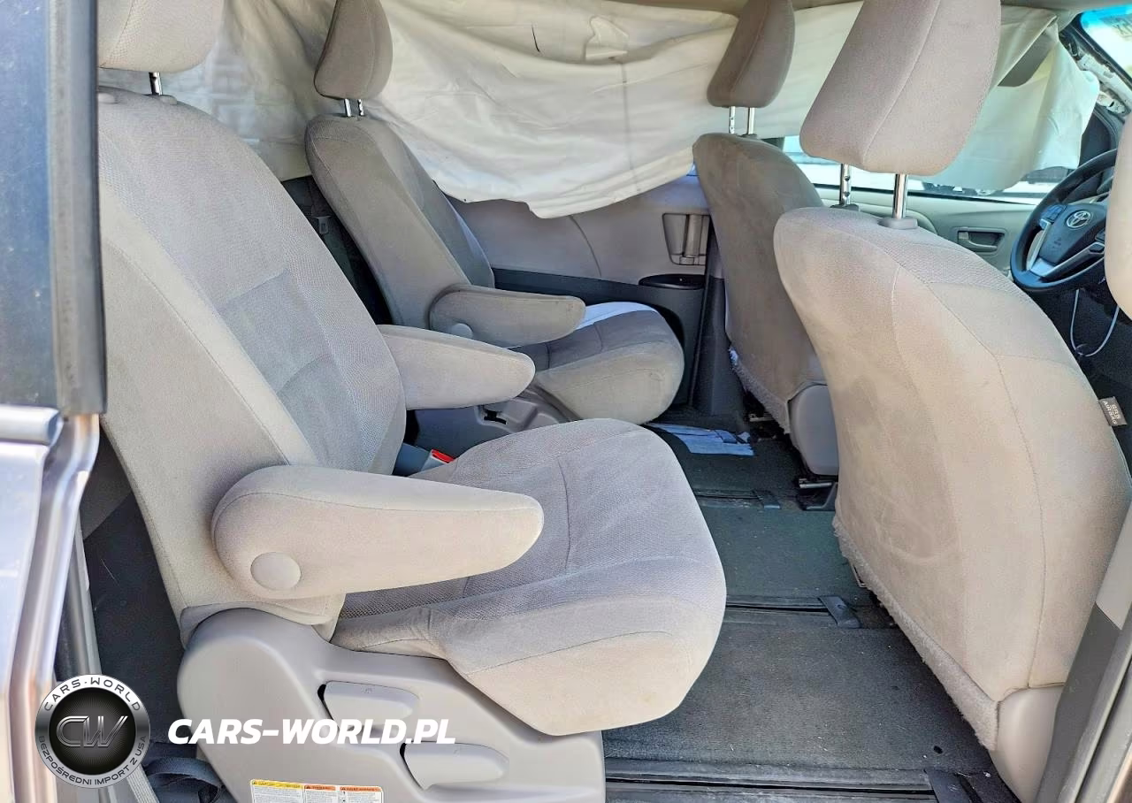 2015 Toyota Sienna L 7-Passenger VIN:5TDZK3DC9FS625087 - 11