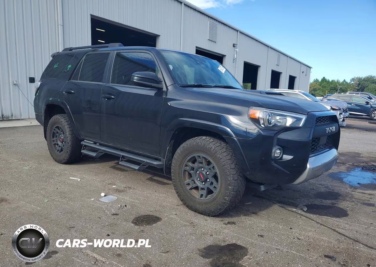 2022 Toyota 4Runner Trd Off-Road VIN:JTEPU5JR8N6024608 - 4