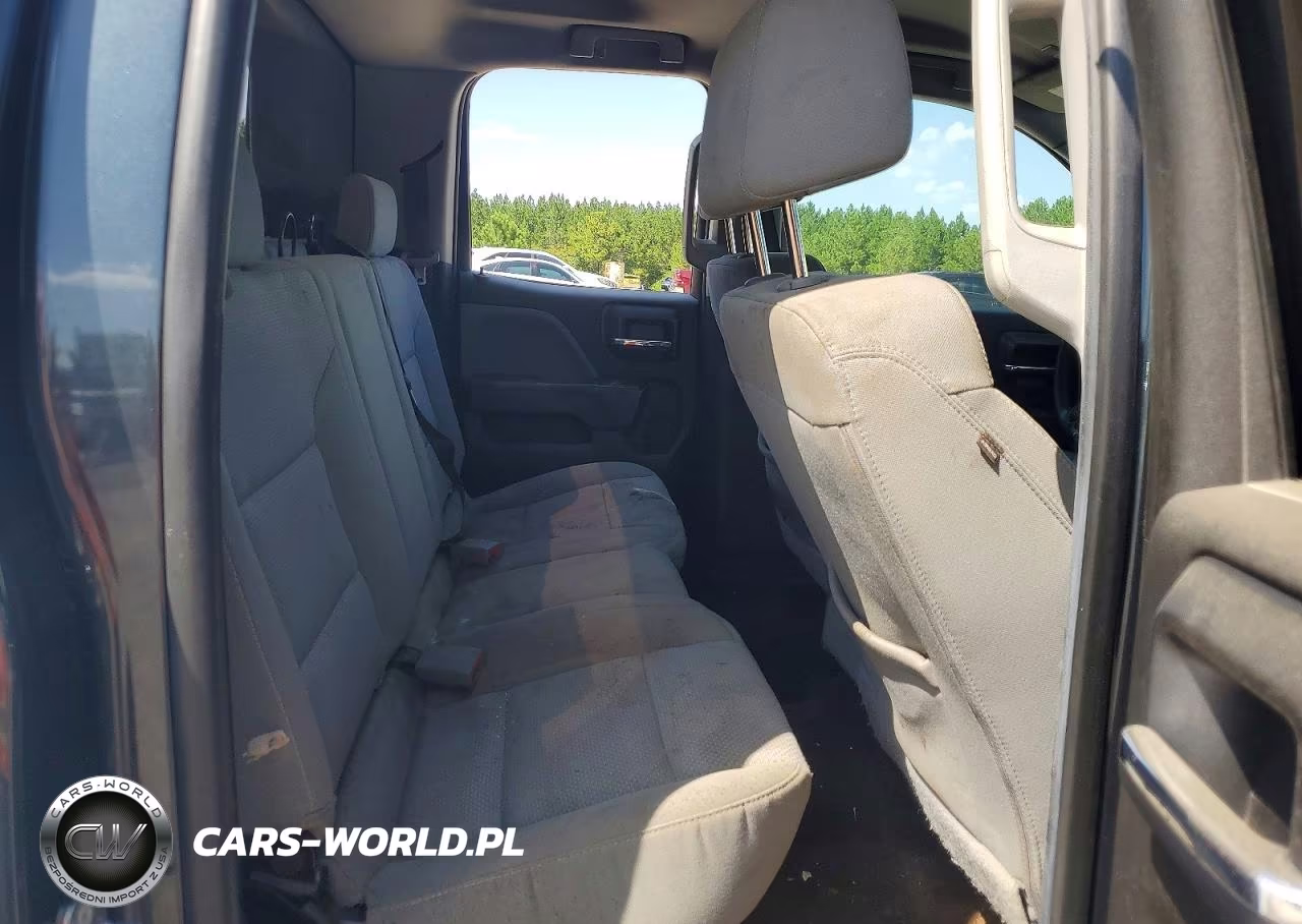 2018 Chevrolet Silverado C1500 VIN:1GCRCNEH0JZ146776 - 10