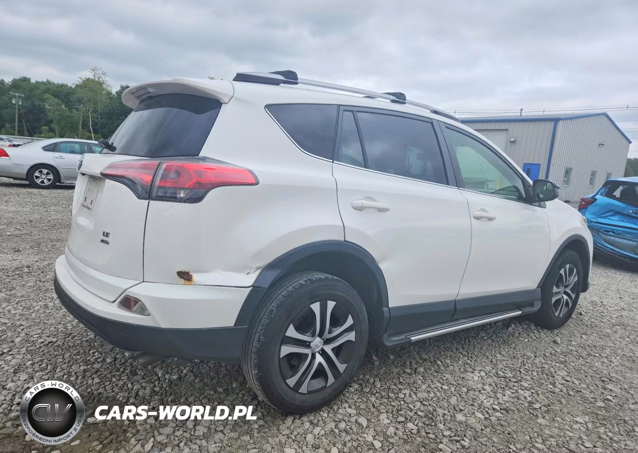 2018 Toyota Rav4 Le VIN:JTMBFREV6JJ228547 - 3
