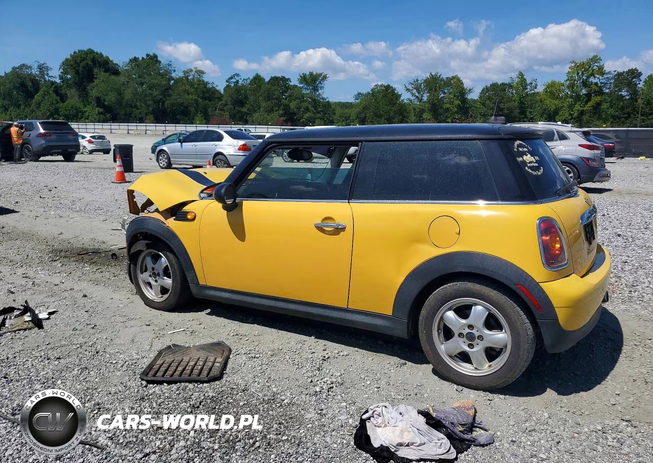 2009 Mini Cooper VIN:WMWMF335X9TU71557 - 2