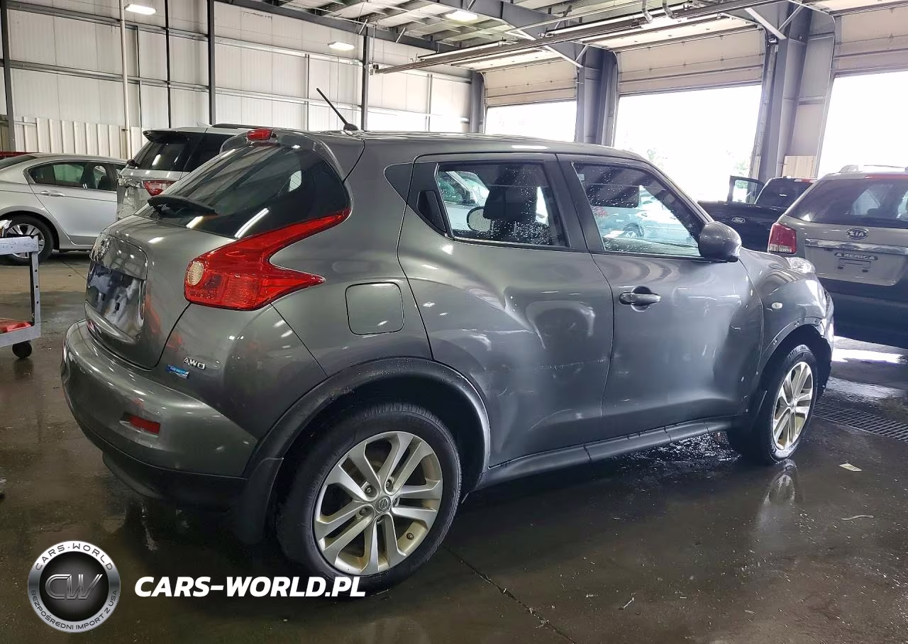 2014 Nissan Juke S VIN:JN8AF5MV9ET355135 - 3