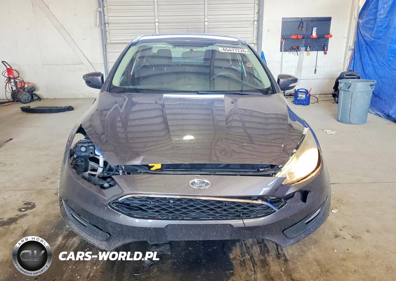 2017 Ford Focus Sel VIN:1FADP3H2XHL248471 - 5