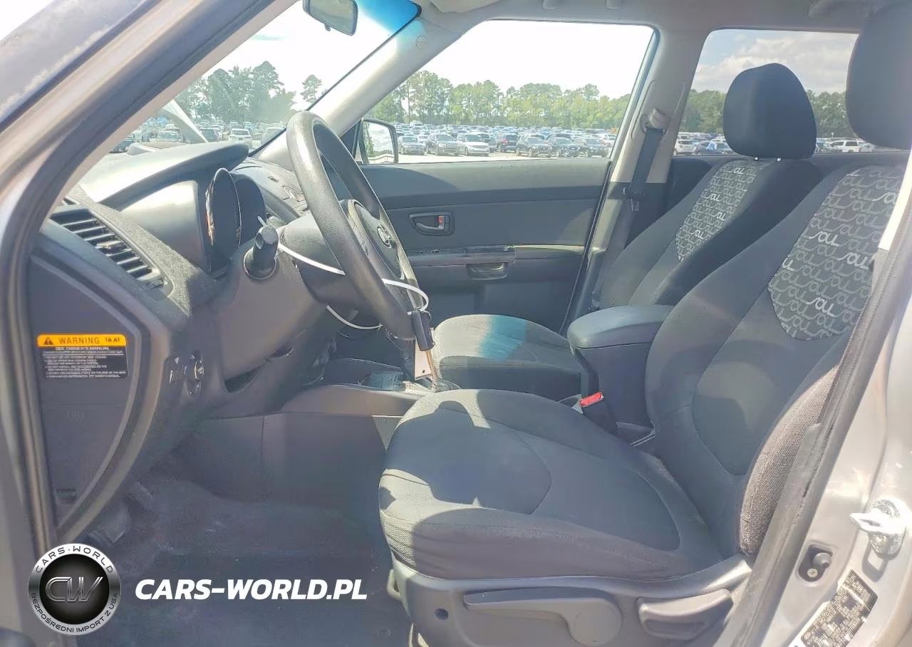 2011 Kia Soul + VIN:KNDJT2A21B7708226 - 7